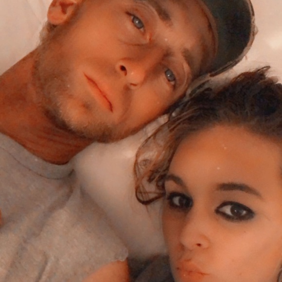 Meet your Posher, Clara - Picture 3 of 10